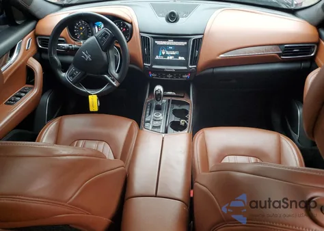 2017 Maserati Levante Luxury z USA, uszkodzony, nr VIN ZN661XUL8HX250589